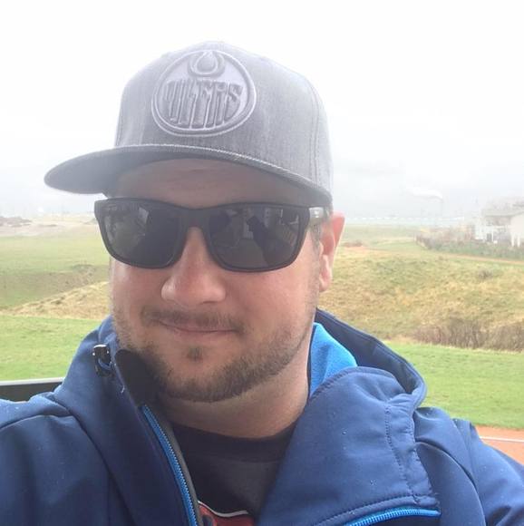 Meet your Posher, Shea - Picture 1 of 1